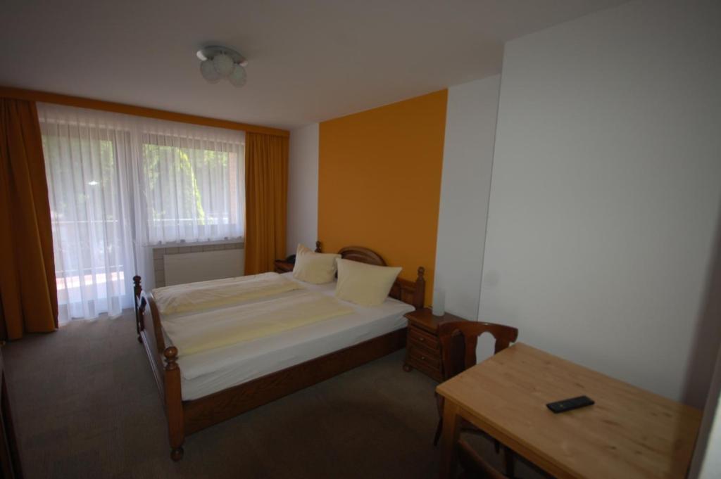 Hotel Garni Schafer Horrem Номер фото